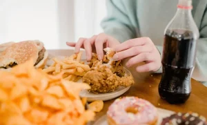 Lee más sobre el artículo Mantienen eliminación de comida chatarra en escuelas de Querétaro