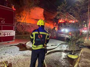 Lee más sobre el artículo Se incendió predio de resguardo de autos en Desarrollo San Pablo