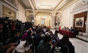 Lee más sobre el artículo Atendidas, 20 de 29 peticiones planteadas por transportistas: Segob