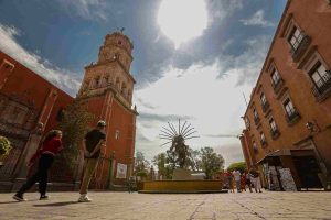 Lee más sobre el artículo Instala Municipio de Querétaro Comisión Municipal del Comercio Artesanal tras Diálogo Ciudadano