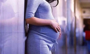 Lee más sobre el artículo Querétaro registró mil madres adolescentes, 250 menores de 16 años en 2025