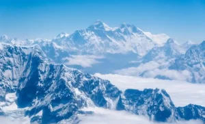 Lee más sobre el artículo Hallan con vida a guía en el Everest tras 7 días sin comida