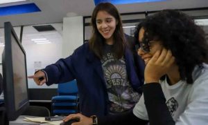 Lee más sobre el artículo Alista UAQ nueva licenciatura enfocada en enseñanza y escritura creativa